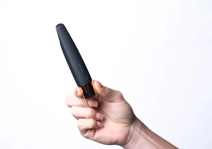 Maia Toys Female Sex Toys | Unleash Sensory Bliss W/ Aspen Wireless Bullet Rechargeable